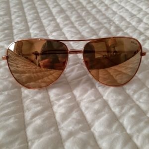 Revo Relay Aviator Rose Gold Sunglasses NWT